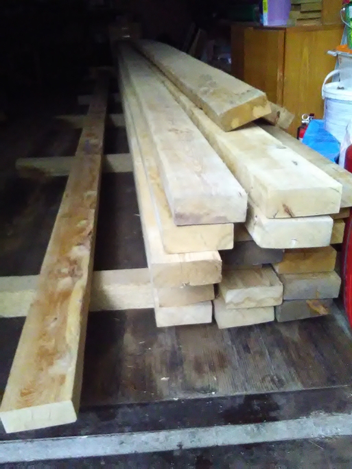 Siberian larch 5*12.5 cm pieces before sorting for keel-or-frames